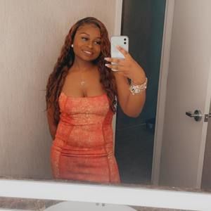 Meet your Posher, Jasmine